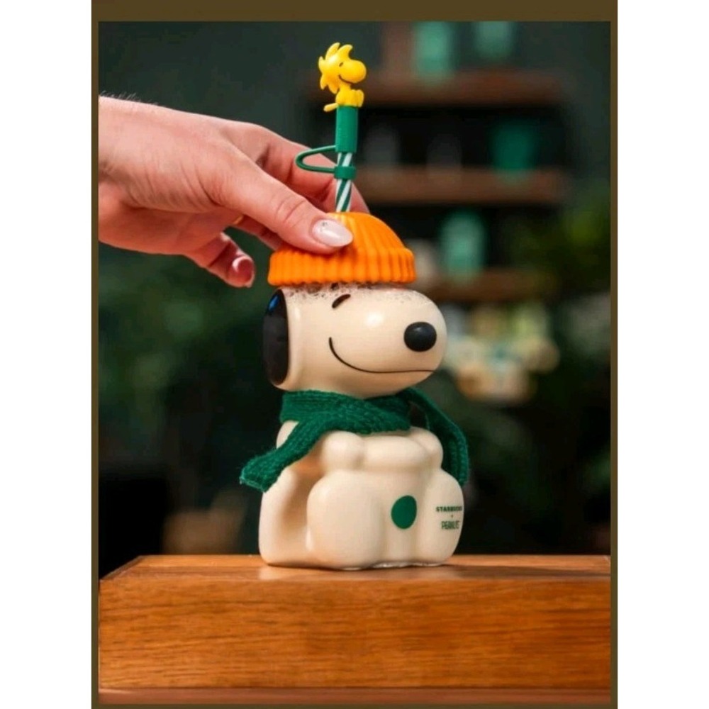 Starbucks x Snoopy Collectible Glass Cold Cup Special Edition